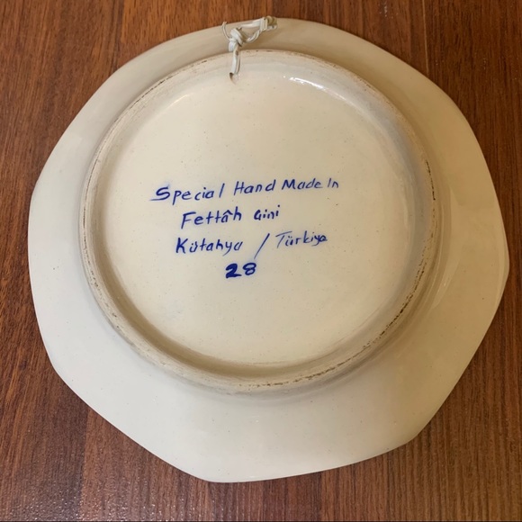 Vintage pair Turkish handmade/hand painted plates - Picture 8 of 10